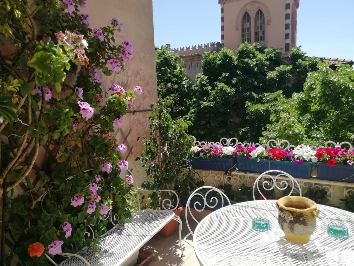 Tanina B & B Sassari Exteriör bild